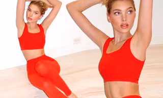 Elsa Hosk khoe đường cong 'gây mê' khi ở nhà giữa mùa dịch