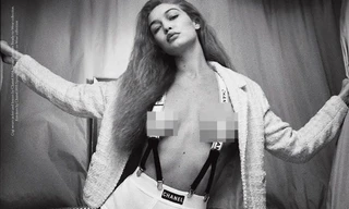 Bộ ảnh ngực trần của Gigi Hadid trước khi mang bầu