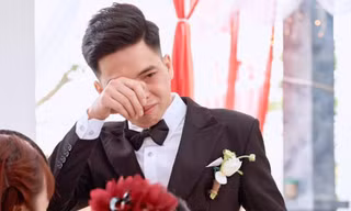 Chú rể ở Hưng Yên bật khóc trong đám cưới, phía sau là chuyện thắt lòng