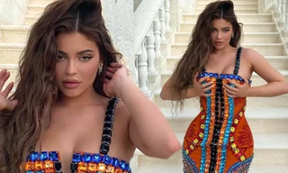 Kylie Jenner ngày càng đẹp với sắc vóc 'đồng hồ cát'