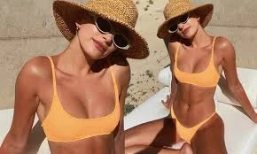Hailey Bieber gợi cảm trong loạt ảnh áo tắm siêu quyến rũ