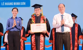TPHCM tuyên dương 75 thủ khoa học giỏi, hoạt động phong trào tiêu biểu