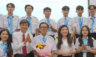 Bạn Phan Hoàng Anh được bầu làm Chủ tịch Hội Sinh viên trường Đại học An Giang 