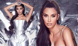Kim Kardashian thả dáng 'đồng hồ cát' với bodysuit ánh kim