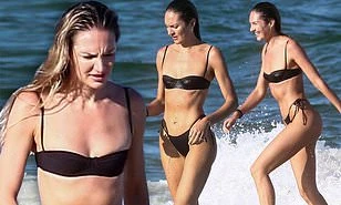 Thiên thần nội y Nam Phi gợi cảm hút hồn tắm biển Miami