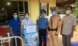 Chung tay tiếp sức 23 điểm chốt kiểm soát dịch cửa ngõ Hà Nội