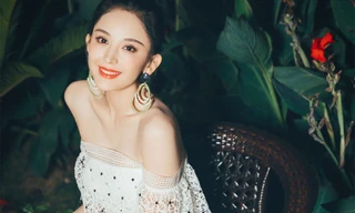 Mỹ nữ Tân Cương xinh đẹp như công chúa cổ tích