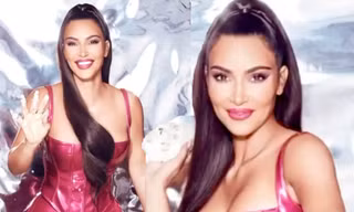 Kim Kardashian rạng ngời đầy quyến rũ đón tuổi 40