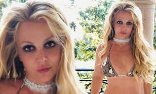 'Công chúa nhạc pop' U40 Britney Spears tung ảnh bikini nhỏ xíu