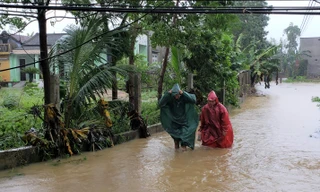 Học sinh, sinh viên trên địa bàn TP Đà Nẵng sẽ đi học lại từ ngày 13/10, riêng học sinh, sinh viên đang sống tại các khu vực thấp trũng, ngập nước và trên địa bàn huyện Hòa Vang vẫn tiếp tục được nghỉ học. Ảnh: Giang Thanh