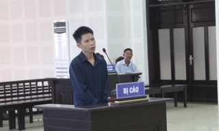 Bị cáo Nguyễn Duy Khánh tại tòa