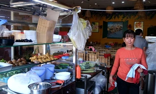 Nhiều quán ăn ở TP.HCM tính chuyện tăng giá vì hết ngưỡng chịu đựng