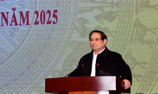 Thủ tướng: Thu ngân sách đạt kỷ lục là thành tích nổi trội của Bộ Tài chính