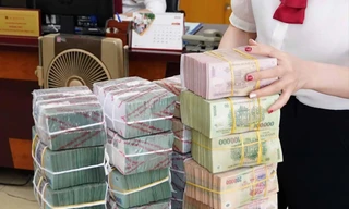 Cảnh báo nạn giả nhân viên ngân hàng, lừa lì xì Tết 