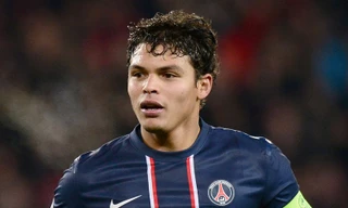 PSG trói chân Thiago Silva đến 2018