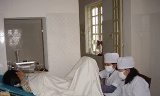 Phụ nữ mang thai rất cần đi khám định kỳ