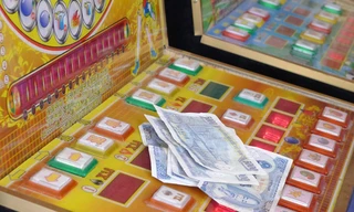 Xèng 'lèn' sinh viên