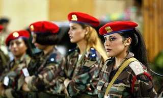 Bắt thiếu nữ tuổi teen về làm nô lệ tình dục