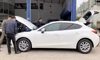 Ô tô cũ nín thở nhìn xe mới liên tiếp giảm giá