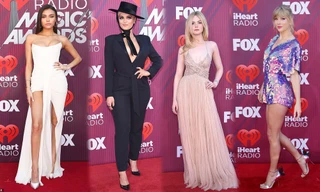 Dàn sao xúng xính váy áo gợi cảm trên thảm đỏ iHeartRadio