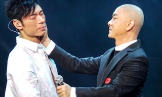 Trương Vệ Kiện gây chú ý khi động viên Hứa Chí An sau bê bối ngoại tình.