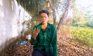  Nhân viên nhà máy nói về nơi chôn cất thi thể thai nhi lẫn theo nguồn rác vào nhà máy. Ảnh: NLĐ