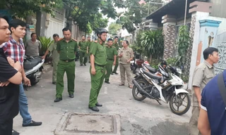 Lực lượng công an kiểm tra hành chính. Ảnh: VTC News