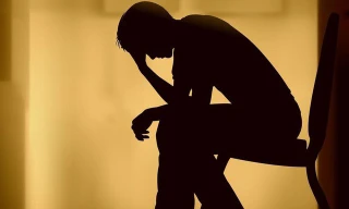 Thầy giáo thấy mình nông cạn sau 4 năm tặng cả lớp 1 câu nói