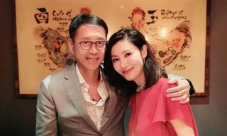 ‘Hoa hậu đẹp nhất Hong Kong’ trẻ trung bất ngờ trong tiệc sinh nhật tuổi 49