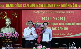 Đồng chí Nguyễn Thanh Hải nhận quyết định giữ chức Phó Trưởng Ban Nội chính Trung ương.