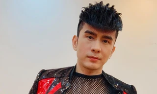 Đan Trường diện áo lưới xuyên thấu, khoe body ‘chuẩn 6 múi’ gây bão mạng