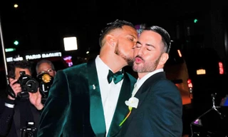 NTK Marc Jacobs đi trăng mật ngọt ngào cùng chồng sau đám cưới đồng tính