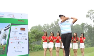Golfer Bảo Long phát bóng khai mạc Tiền Phong Golf Championship 2019