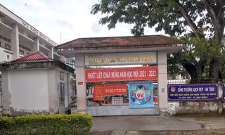 Chủ tịch huyện nói gì về vụ tiêu hủy 16 con chó, mèo của người mắc COVID-19?