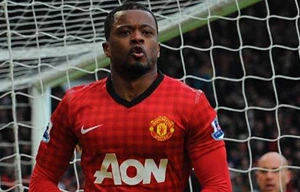 Monaco dùng lương 'khủng' câu Patrice Evra