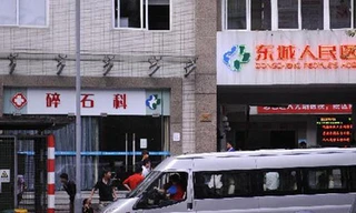 Hôm 12/6, 103 nhân viên phải nhập viện vì nghi ngộ độc