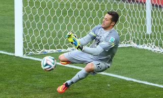 Brazil-Chile (1-1, penaty 3-2): Selecao nhọc nhằn vượt ải