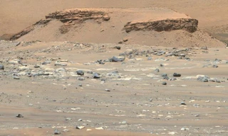 Tàu thám hiểm Perseverance đã thu thập được các mẫu đá trên sao Hỏa và phát hiện ra rằng đó là đá được hình thành từ dung nham núi lửa.