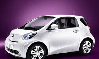 Toyota lại triệu hồi 136.000 xe