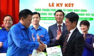 T.Ư Đoàn ký kết hợp tác, tăng cường hỗ trợ bà con khó khăn vùng hạn mặn