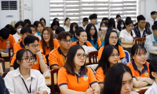 Logistics Nhân đạo là chủ đề cuộc thi Hackathon 2025