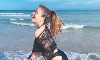 Hoàng Thuỳ Linh hiếm hoi đăng ảnh bikini khoe dáng nuột nà