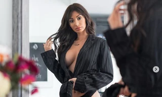 Mỹ nhân ‘Too Hot to Handle’ phô vòng một căng đầy với mốt ‘không nội y’