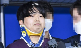 Kẻ cầm đầu "Phong chat thứ N' Cho Joo Bin.