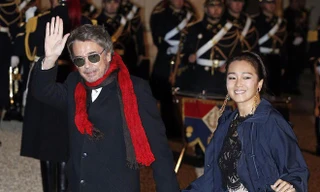 Chồng Tây hơn 17 tuổi kể về 'tình yêu sét đánh' với minh tinh Củng Lợi