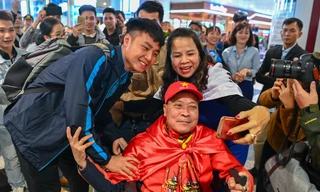 U23 Việt Nam được người hâm mộ chào đón sau thất bại