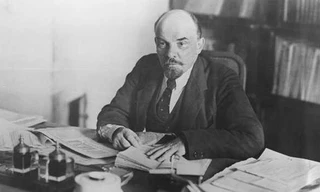 Thế hệ trẻ tại Nga ca ngợi vai trò và ảnh hưởng của lãnh tụ giai cấp vô sản V.I. Lenin