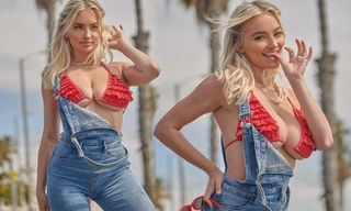Lindsey Pelas phối áo bơi với quần yếm, khoe ‘siêu vòng 1’ nhức mắt