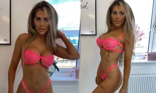 ‘Mỹ nhân dao kéo’ Chloe Ferry khoe đường cong ‘bốc lửa’ với nội y ren bé xíu