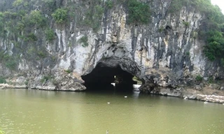 Giải mã vụ 3 cậu cháu chết đuối ở hồ cá